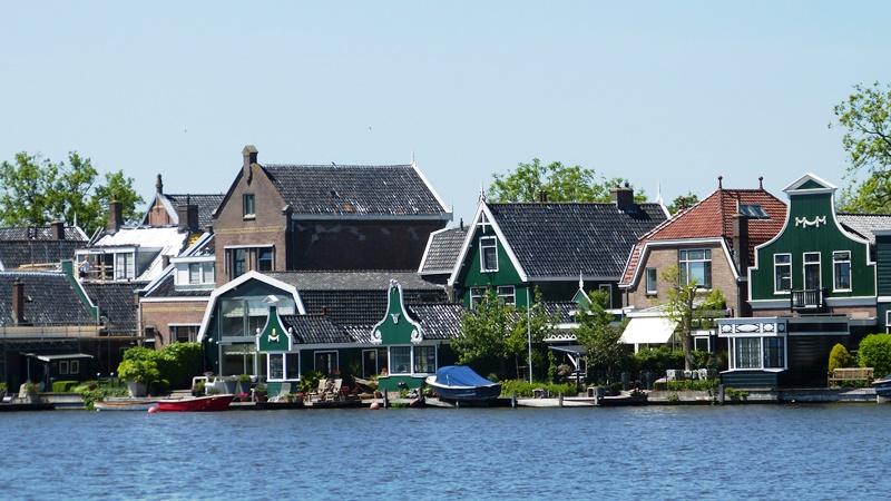 Zaanse Schanze Village - David J Whyte -® Linksland (1) web
