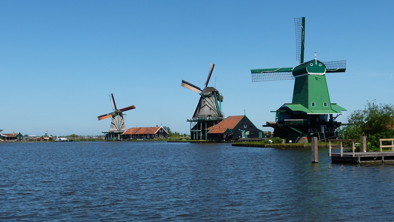 Zaanse Schanze Village - David J Whyte -® Linksland web
