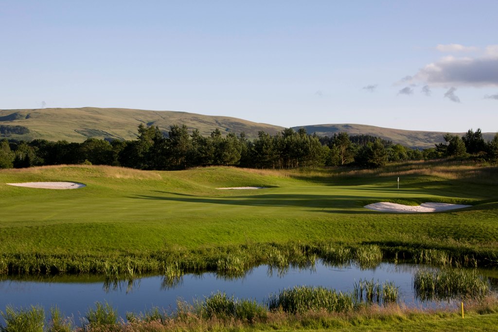 The PGA Centenary Course - 16th holeweb